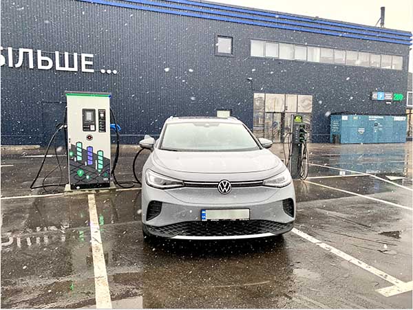 Зарядні станції для електромобілів Зарядні станції для електромобілів